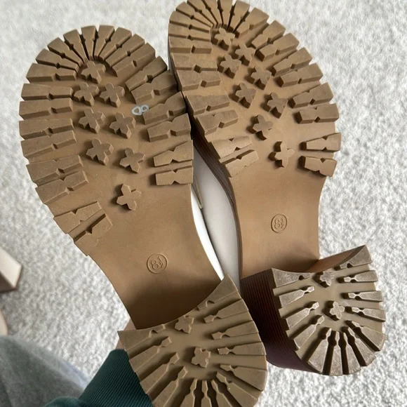 Mia Delilah Lug Sole Platform Loafers, White Leather - Size 8.5 - Picture 8 of 8